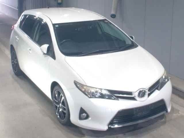TOYOTA Auris, 2012 год., лот 7027