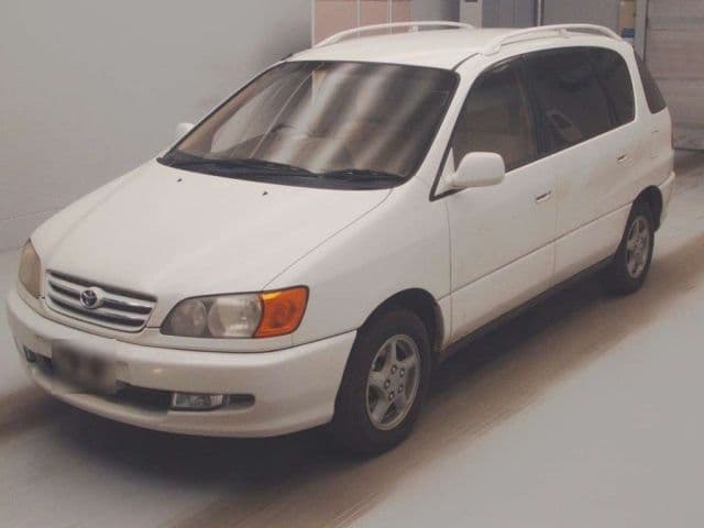 TOYOTA Ipsum, 2001 год., лот 9067