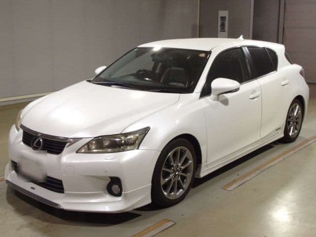 LEXUS Ct, 2013 год., лот 10004
